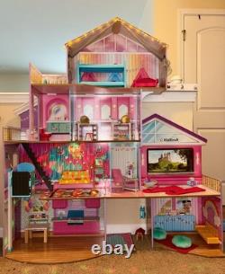 KidKraft Ultimate Slumber Party Mansion Dollhouse