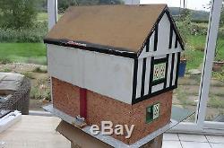 Kit Built1930's Style Un-furnished Dolls House With Lights For Renovation