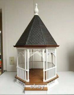 Large Victorian Gazebo 112 scale