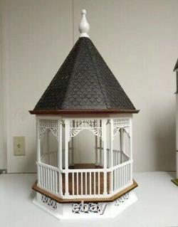 Large Victorian Gazebo 112 scale