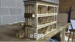 Lisa Painted Lady San Francisco with garage 124 scale Dollhouse