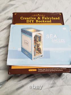 Lot of 5 miniature building and room models multiple vendors New