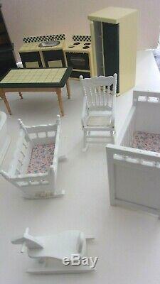 Melissa Doug Classic Heirloom Victorian Wooden Dollhouse & 7 Rooms of Furniture