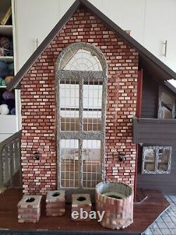 Miniature Farmhouse dollhouse