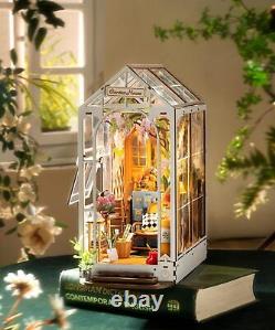 Miniature House Kit DIY Mini Dollhouse Garage Workshop Book Nook Kit with LED