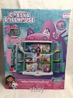 NEW Gabby's Purrfect Dollhouse with 15 Pieces Including Figures Ships free