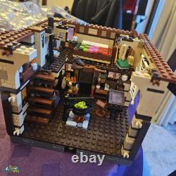 NEW Hocus Pocus +2315PCS Disney Cottage Model Building Kit for Fans