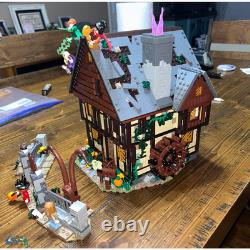 NEW Hocus Pocus +2315PCS Disney Cottage Model Building Kit for Fans