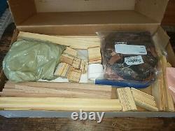 NEW IN BOX! Dura Craft Heritage Doll House Mansion HR 560 Vintage Wooden