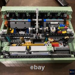 NEW Typewriter 2,079 Pieces Classic Vintage Office Decor Model Kit