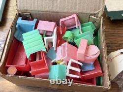 NOS, NIB, Vintage 1970 Carol Wright Gifts Cardboard Dollhouse Kit