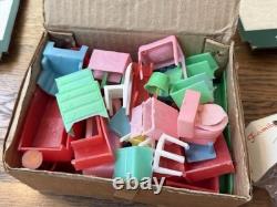 NOS, NIB, Vintage 1970 Carol Wright Gifts Cardboard Dollhouse Kit