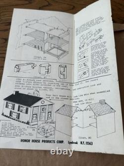 NOS, NIB, Vintage 1970 Carol Wright Gifts Cardboard Dollhouse Kit