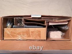 New In Box TLC Trading Spaces Design and Redesign Doll House 2004 Top Toy Award