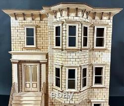 Park Ave. Grand Mansion 124 Dollhouse Kit