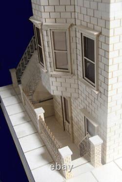 Park Avenue Grand Mansion Dollhouse 112 scale Kit