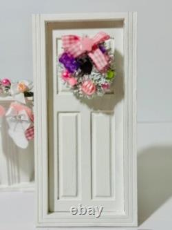 Pink/White Dollhouse Mini 112, 7 inch, Candies & Cream PRE-LITChristmas Tree