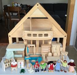 PlanToys Wooden My First Dollhouse Balcony Playset + Furniture + 7 People EUC
