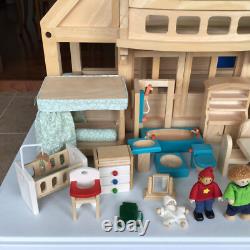 PlanToys Wooden My First Dollhouse Balcony Playset + Furniture + 7 People EUC