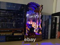 Platform 9 3/4 Book Nook Miniature Kit