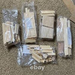 REAL GOOD TOYS DOLLHOUSE KIT DH-56K THE NEWBURY DOLLHOUSE 32 x 15.5 x 19.5