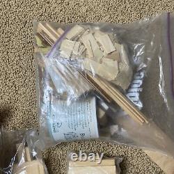 REAL GOOD TOYS DOLLHOUSE KIT DH-56K THE NEWBURY DOLLHOUSE 32 x 15.5 x 19.5