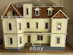 Real Good Toys Bostonian Dollhouse Kit 1 Inch Scale