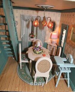 Shabby Chic Cottage 112