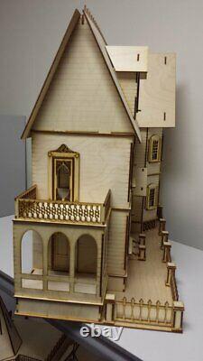 Stephanie Country Mansion (124 scale) Kit