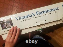 Victoria's Farmhouse Kit