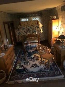 Victorian Dollhouse with furniture