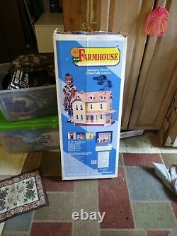 Vintage 1993 Dura-Craft FH 505 Farmhouse Dollhouse Kit APPEARS NEW IN BOX