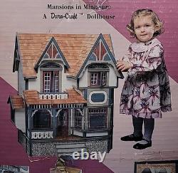 Vintage DuraCraft Linfield Mansions in Miniature Dollhouse Complete G2U