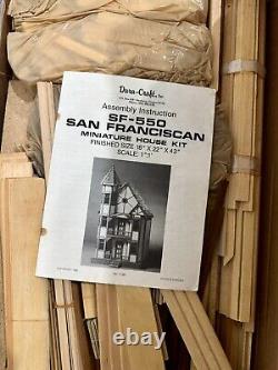 Vintage Dura-Craft Mansions in Miniature San Franciscan Doll House SF-550