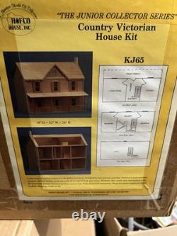 Vintage Hofco Wood Dollhouse THE JUNIOR COLLECTOR SERIES Country Victorian Kj65