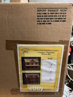 Vintage Hofco Wood Dollhouse THE JUNIOR COLLECTOR SERIES Country Victorian Kj65