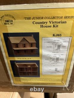 Vintage Hofco Wood Dollhouse THE JUNIOR COLLECTOR SERIES Country Victorian Kj65