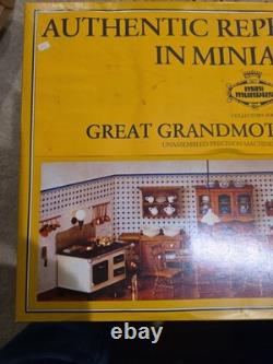 Vtg. Dollhouse Miniature Grandmothers Kitchen Kit 112 inch scale Mini Mundus