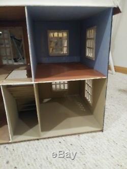 Wooden 4 Story Dollhouse 9 rooms Brick Rooftop balcony Painted Assembled Kit